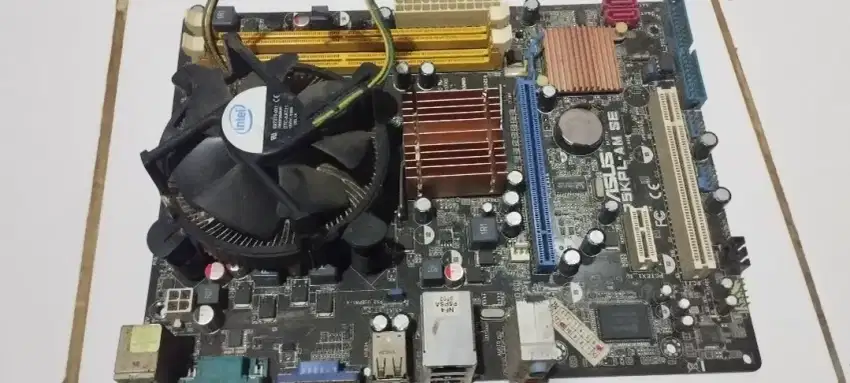 MOBO asus quadcore ++