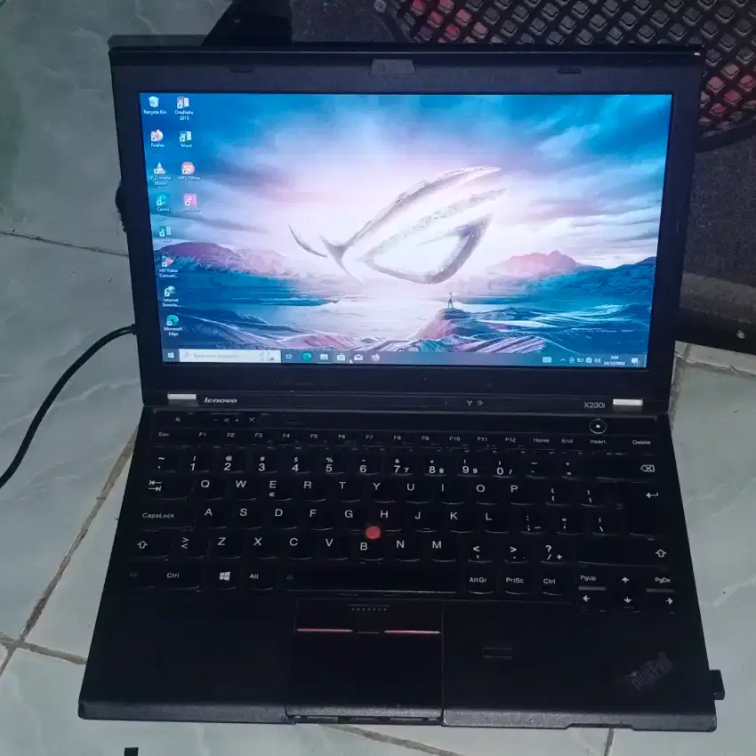 Lenovo core i5 ram 4gb hdd 320gb