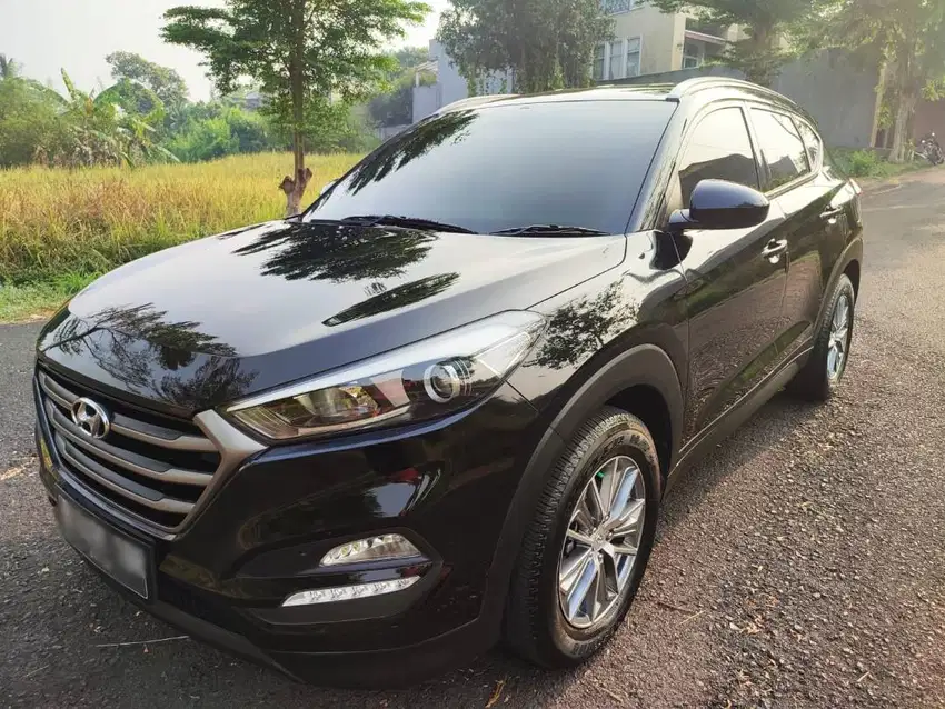 HYUNDAI TUCSON GLS 2016  HITAM