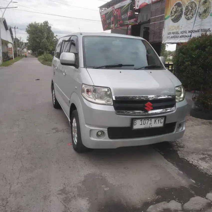 Dijual cepat Suzuki apv 2011