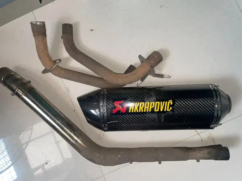 Knalpot Akrapovic ex CBR 250Rr Silincer + Pipa 2 silinder Suara halus