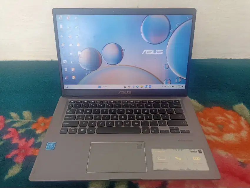 Dijual Laptop Asus Vivobook 14inchi