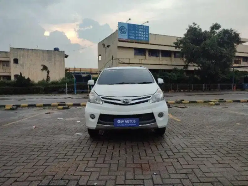 Daihatsu Xenia 1.3 R SPORTY Bensin-MT 2013 Putih BYL