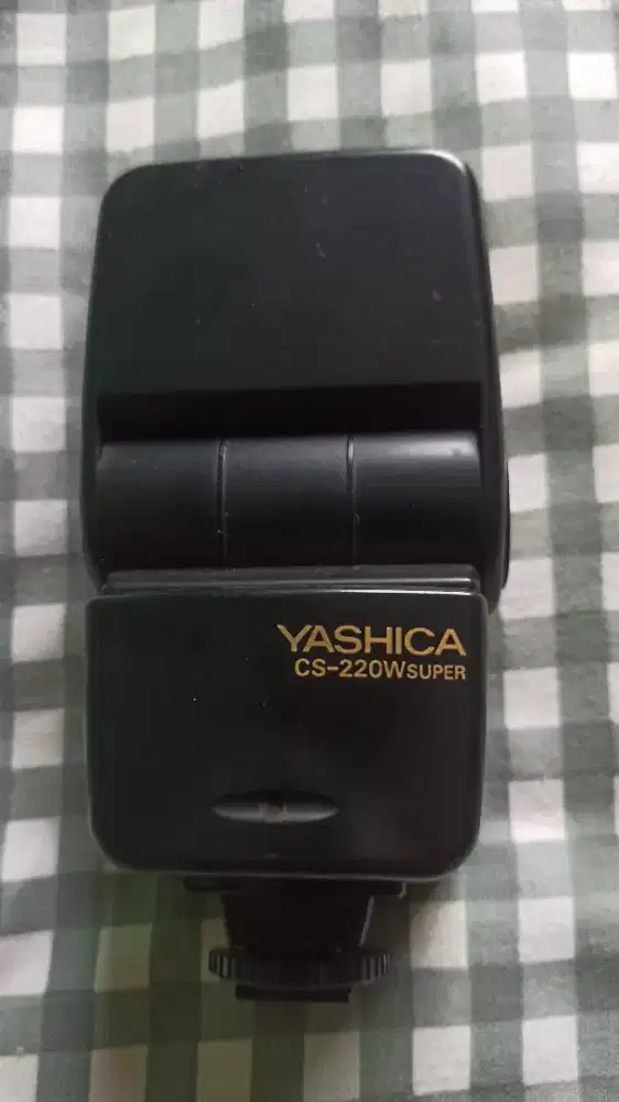 Flash kamera Yashica