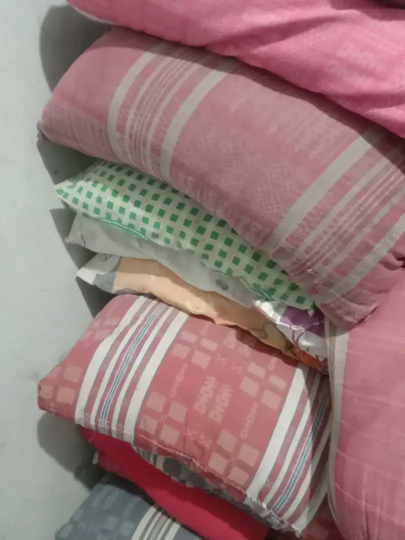 bantal kapuk bekas