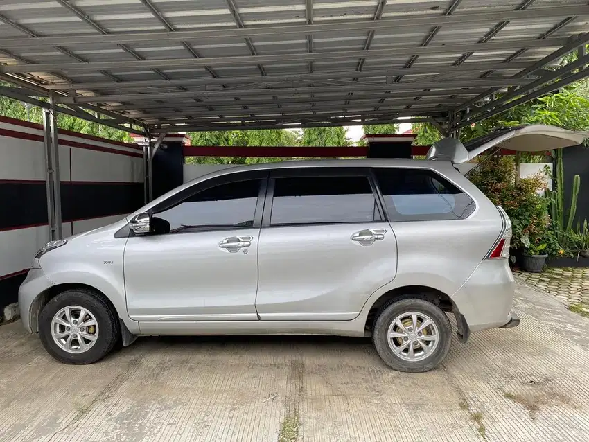 Jual cepat avanza silver