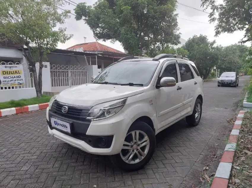 DP RENDAH Daihatsu Terios 1.5 X Bensin-MT 2017 Putih wWD