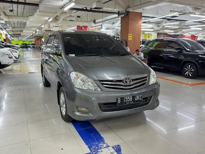 Toyota innova 2010