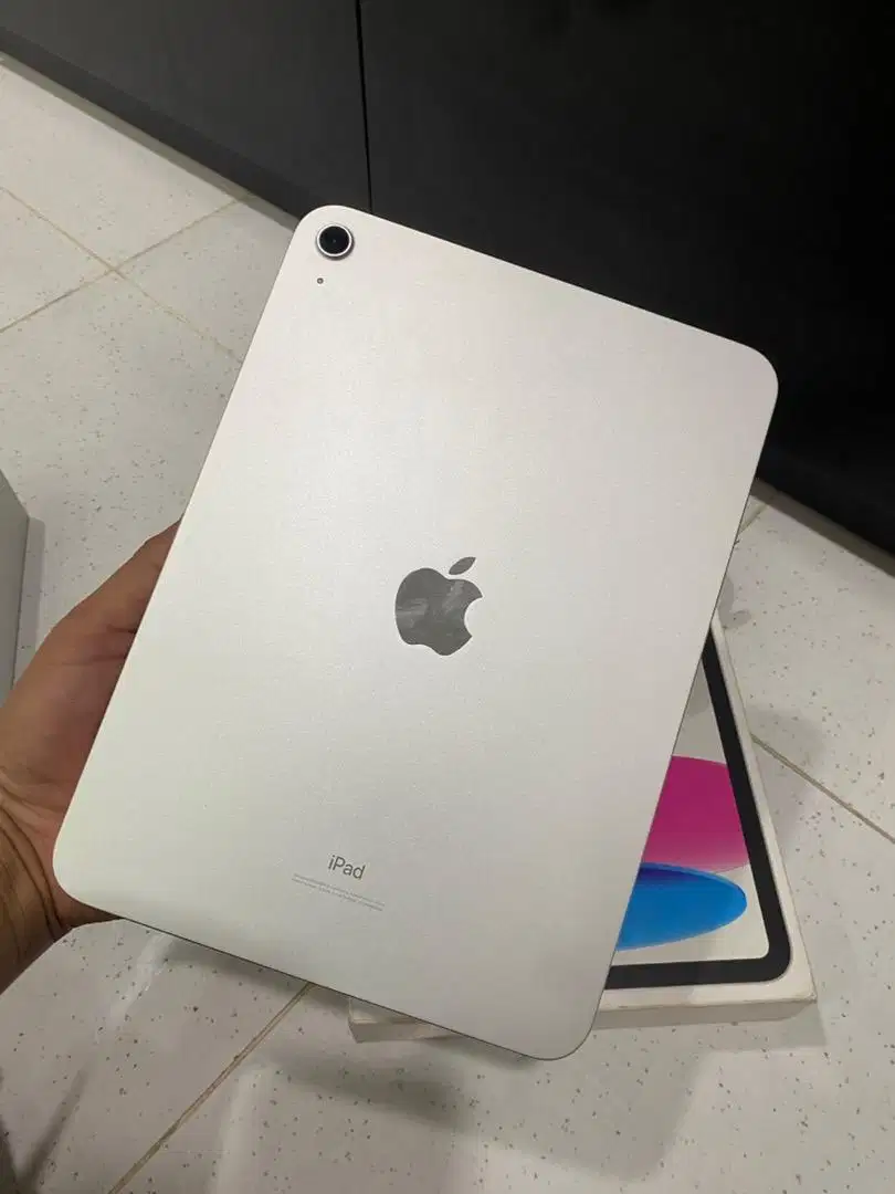 IPAD GEN 10 64gb WIFI ONLY MULUS FULSET ORIGINAL BERGARANSI GRS ON