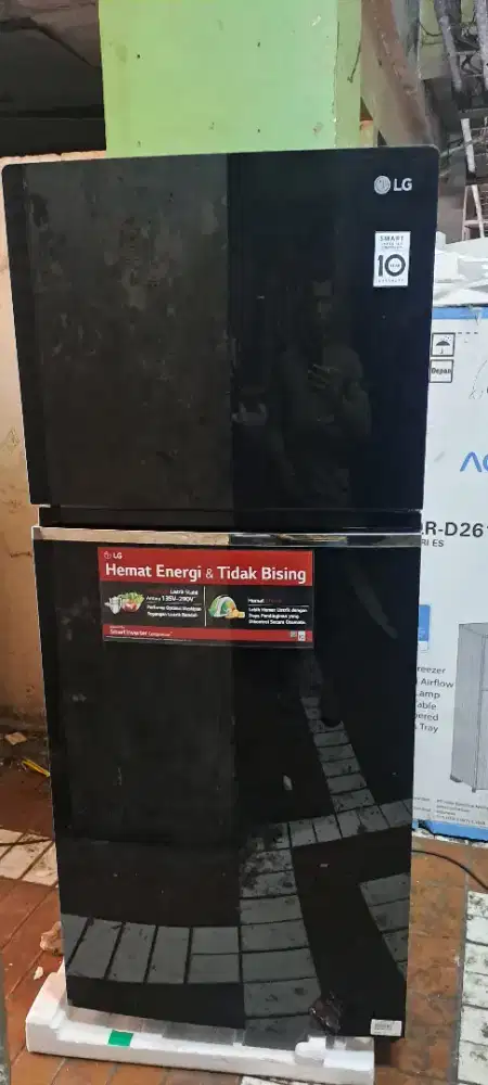 Kulkas 2pintu merek LG type GN 422sgcl