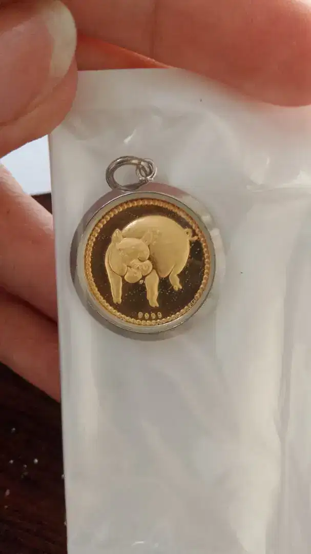 Liontin/pendant 24k gold