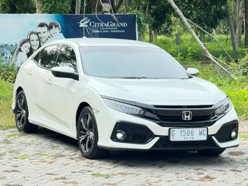 HONDA CIVIC TURBO 1.5 E HB 2018 MATIC