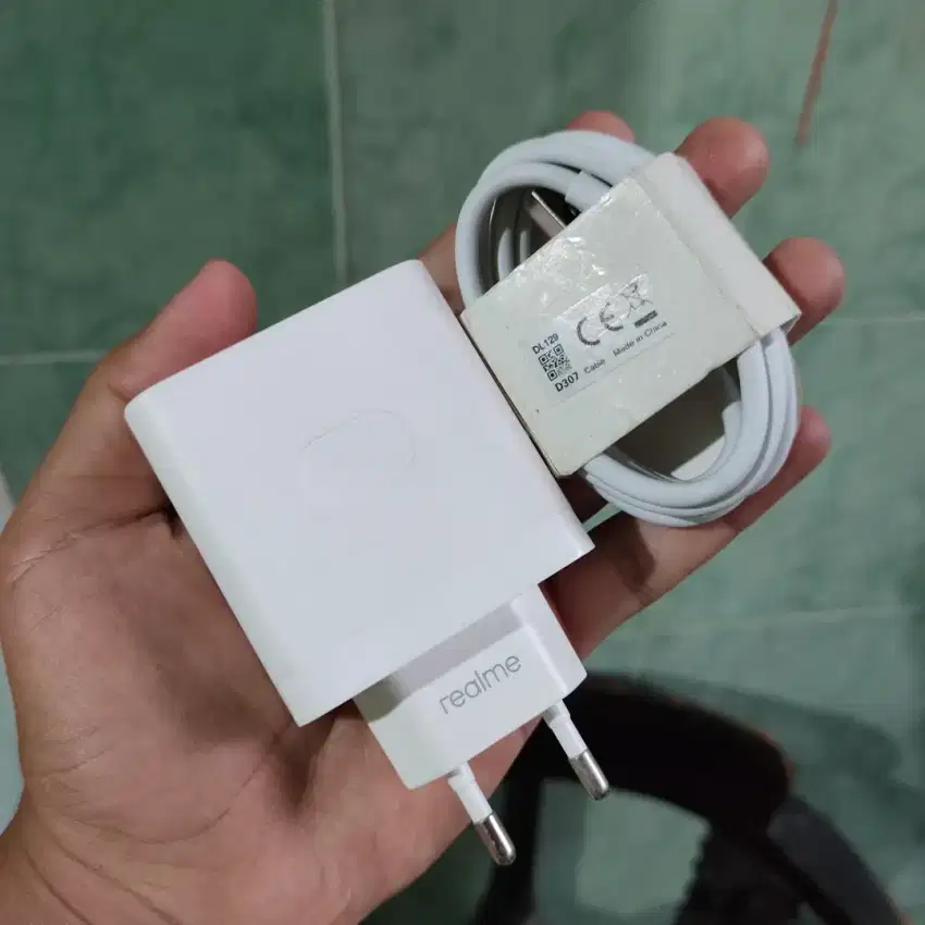 Charger original cabutan bawaan realme 12 pro plus type C ( 67 watt )