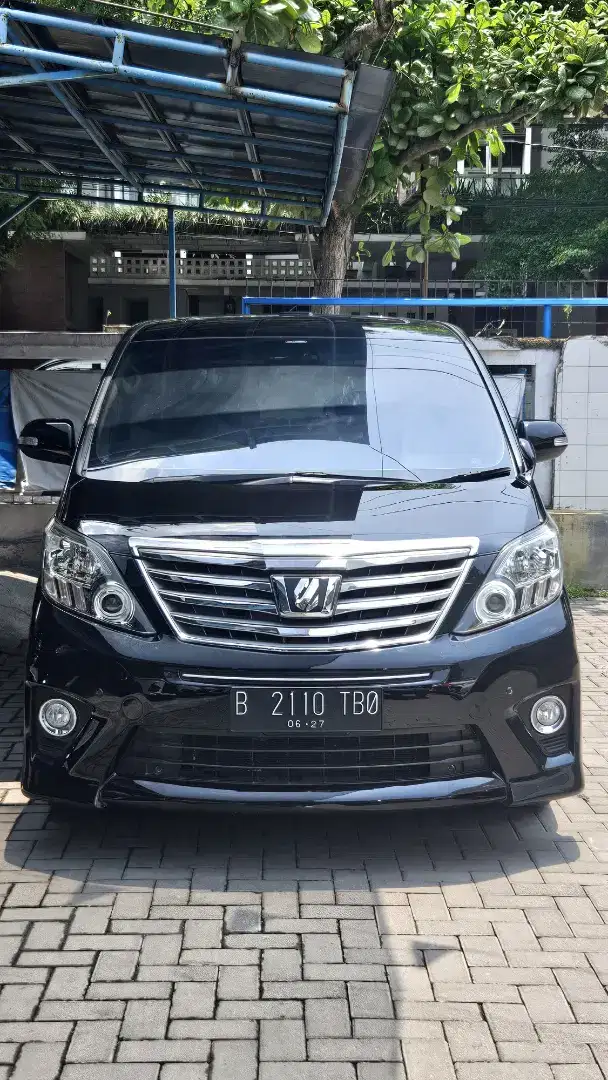 KM80RB Alphard SC CBU Pilot Seat 2012