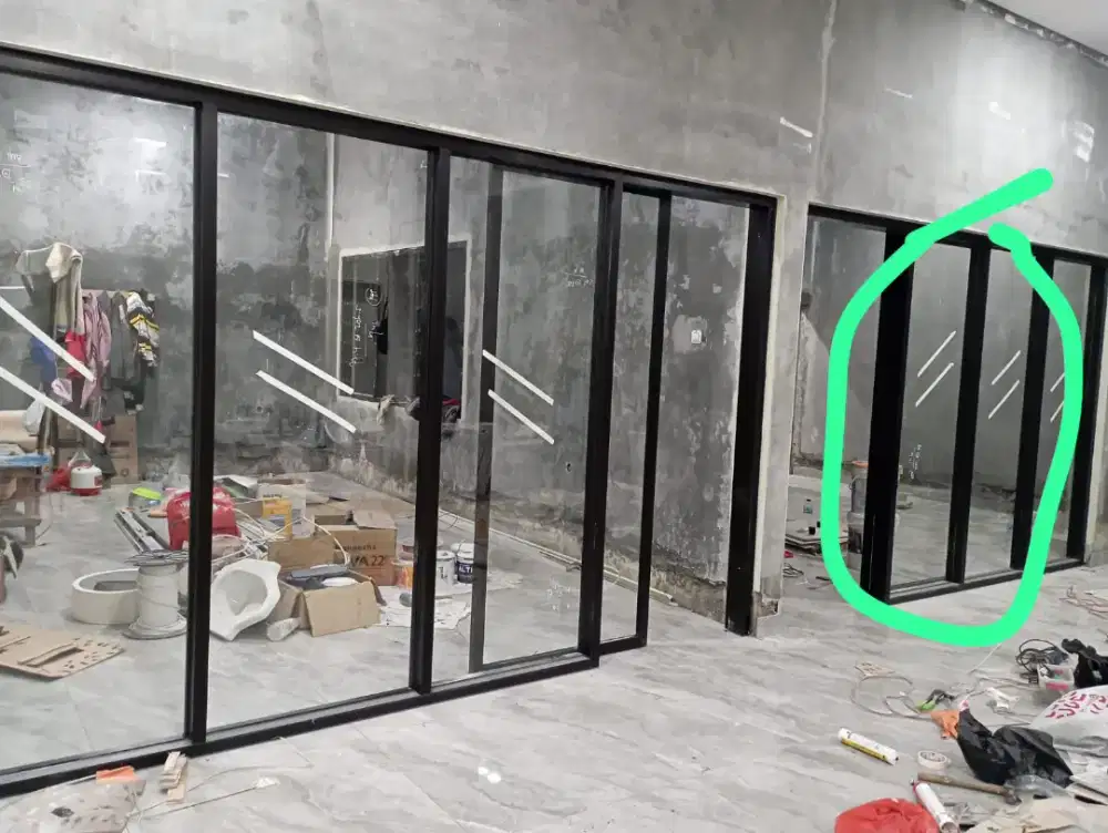 Kusen aluminium dan kaca