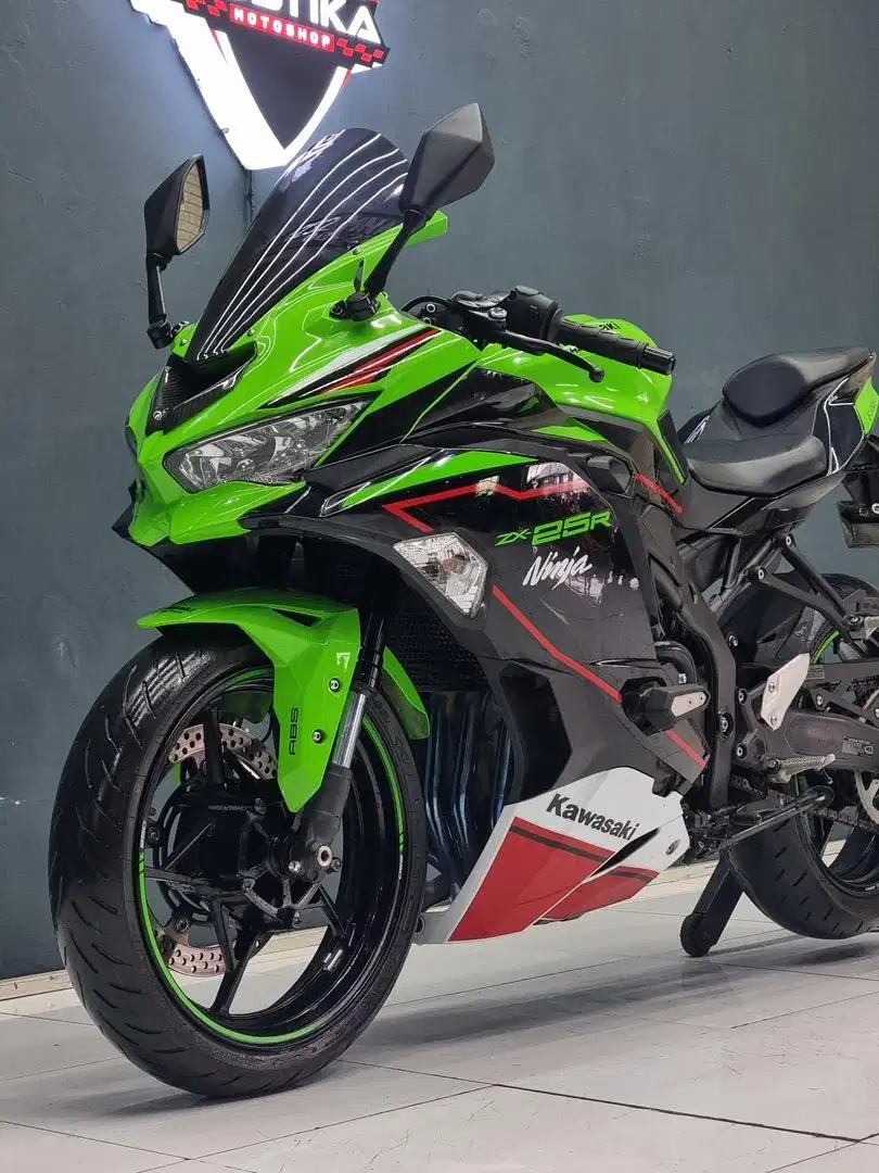 Low Km‼️ Kawasaki ZX25R ABS QS 2022 Gres baru - Zaky Mustika