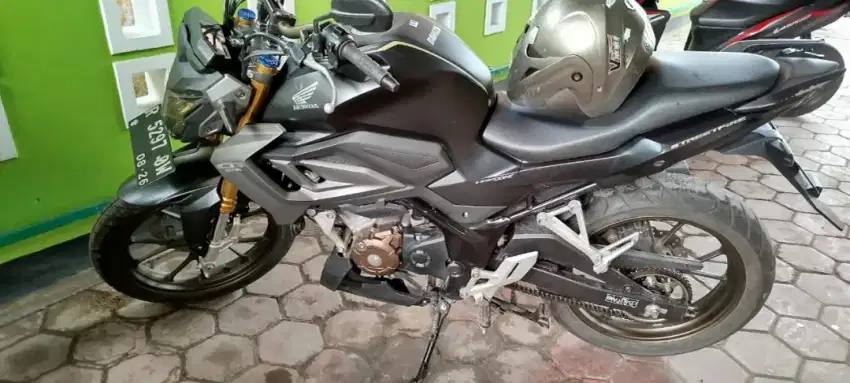 Honda cb 150r SE, bagus siap pakai