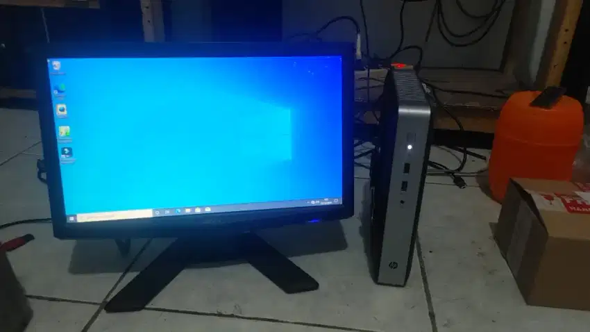 Pc mini HP T628 + acer x163wl