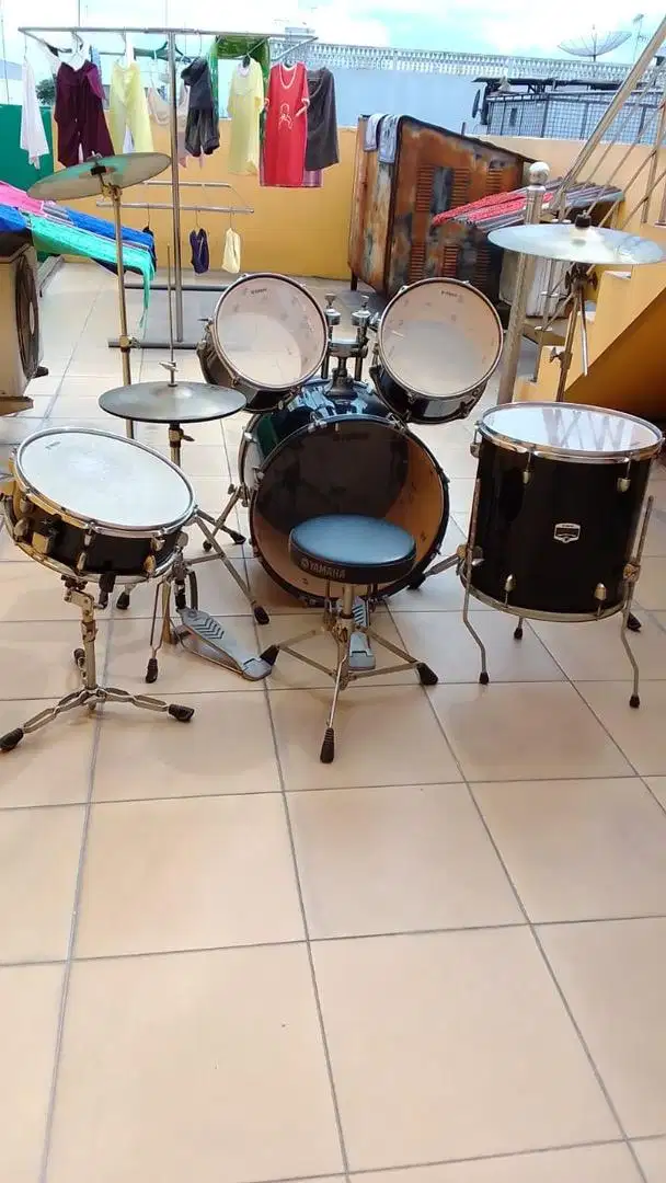 Alat musik drum yamaha