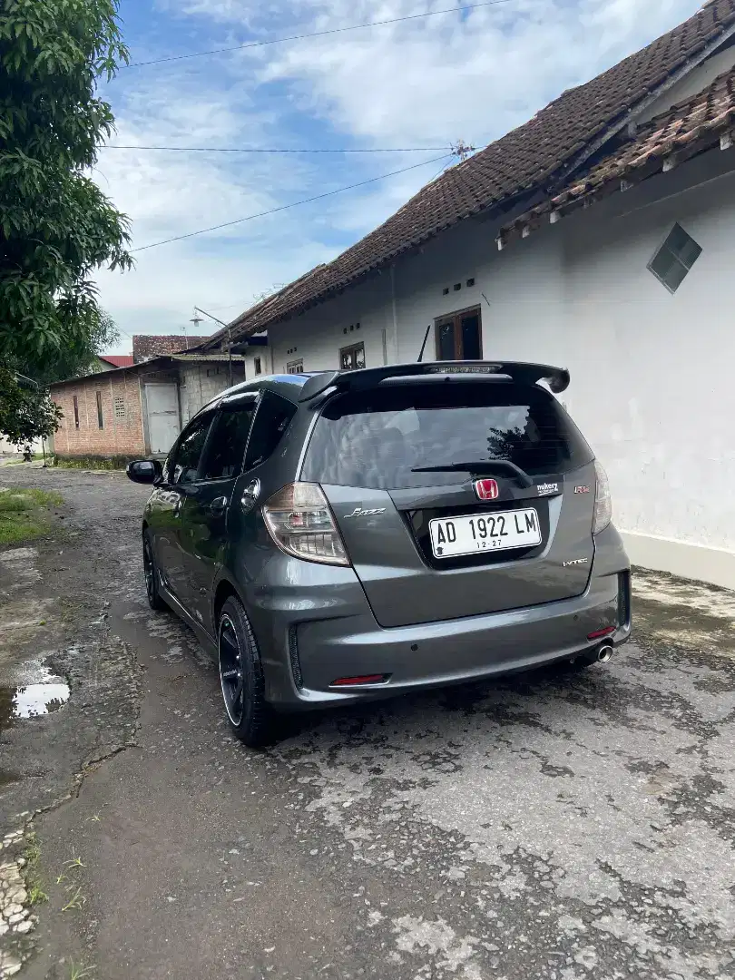 Dijual Jazz RS 2014 GE 8 Manual audio jedug