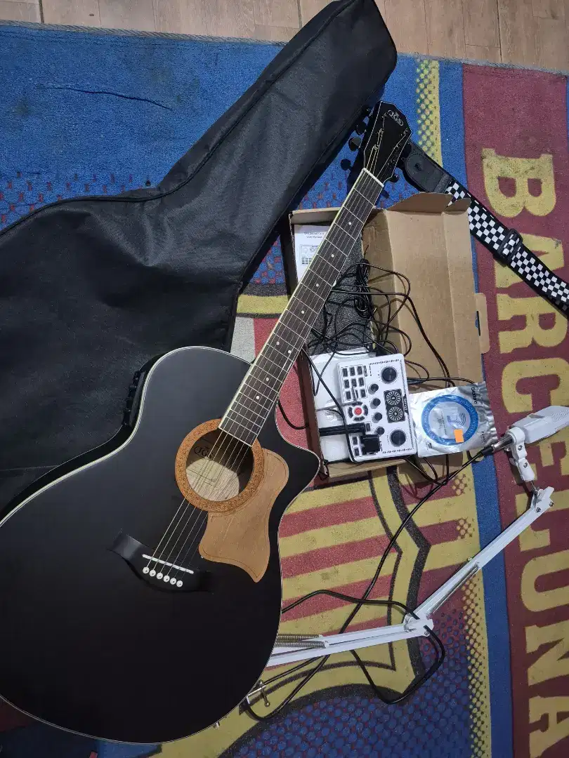 Gitar Accoustic Electric + Soundcard Home recording