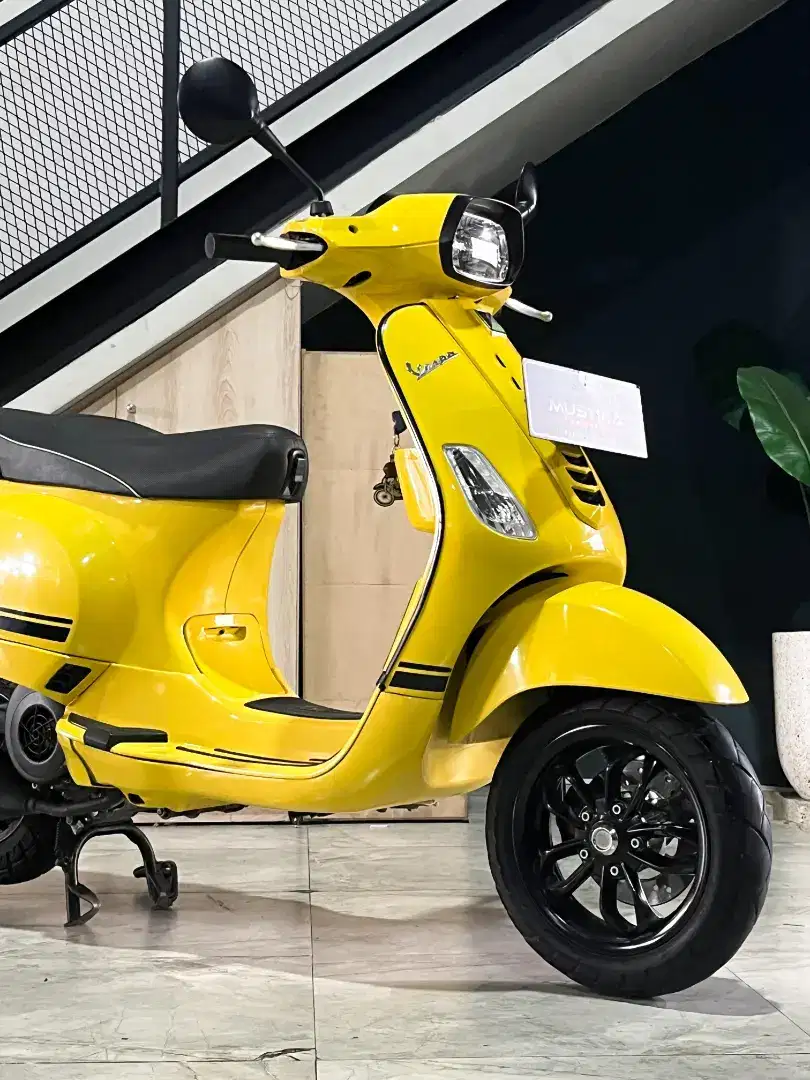 Vespa S 125 FL 2022 Yellow Sole.Odo 17rb km.Mulus Istimewa(Gilbert)