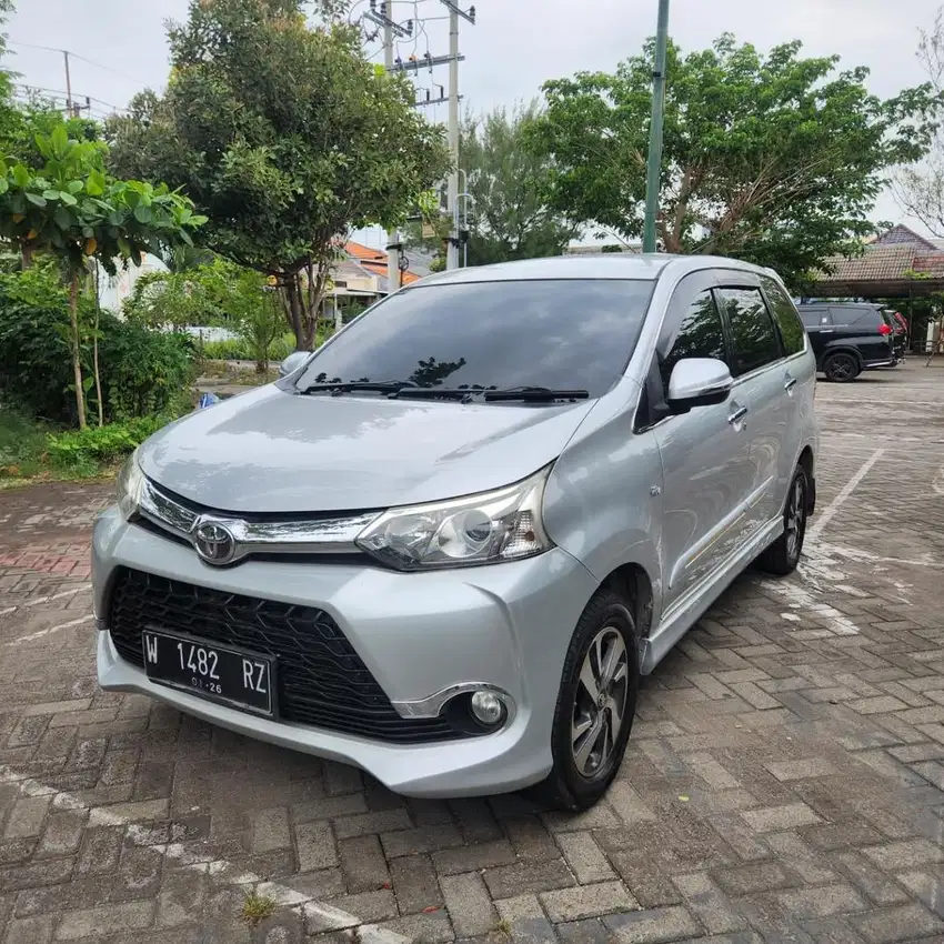 Toyota Avanza Veloz 1.5 Matic pmk 2016