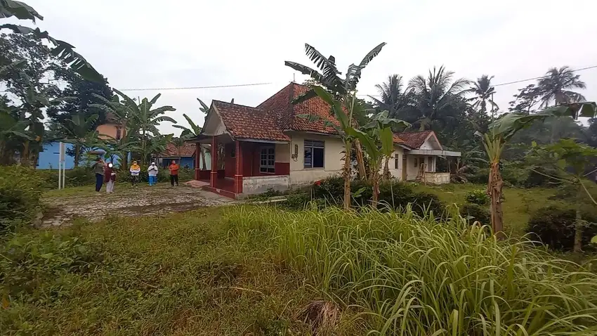 Dijual RUMAH / TANAH di RAWALO (kabupaten Banyumas) seberang Puskesmas