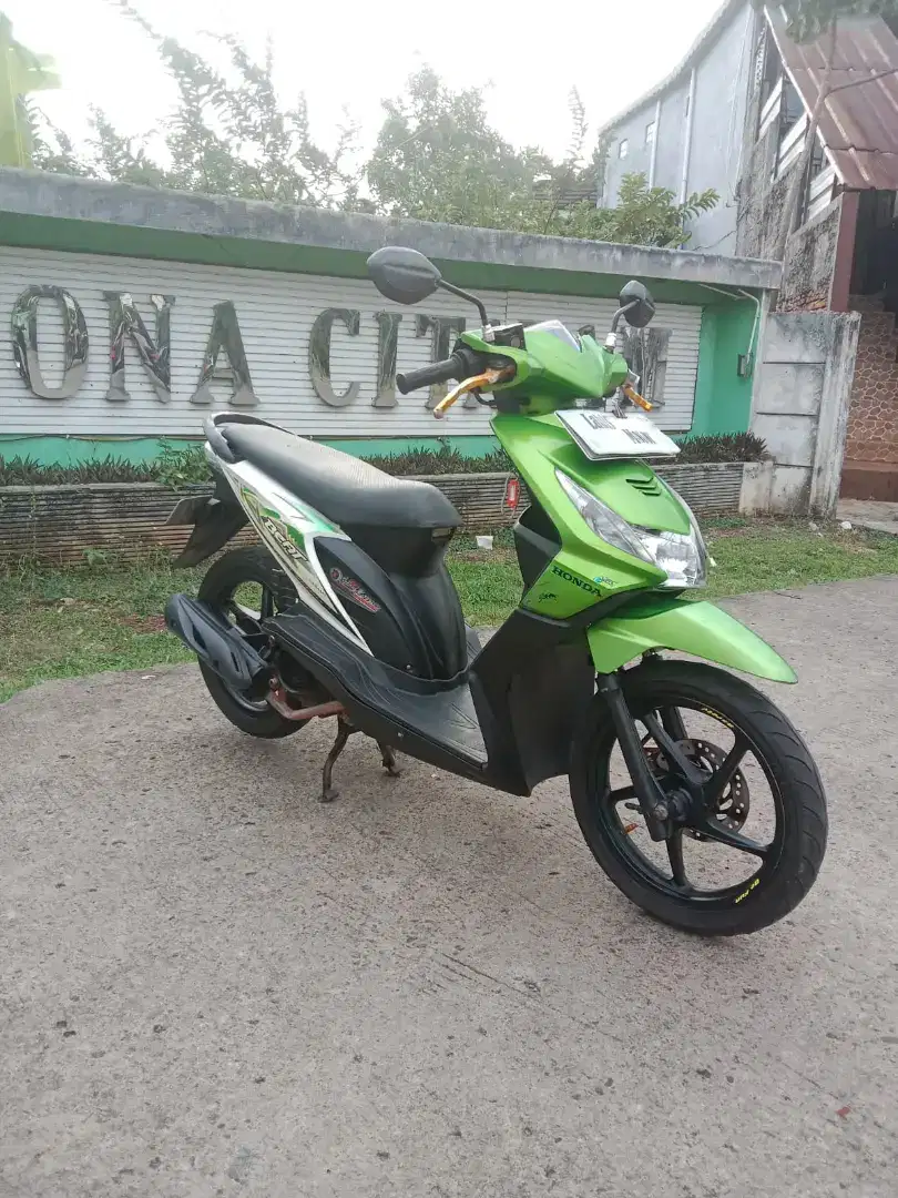 92% : FOR SALE HONDA BEAT KARBU 2012 PAJAK ON B DEPOK