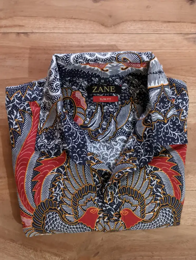 Kemeja Batik Pria Modern Slim Fit