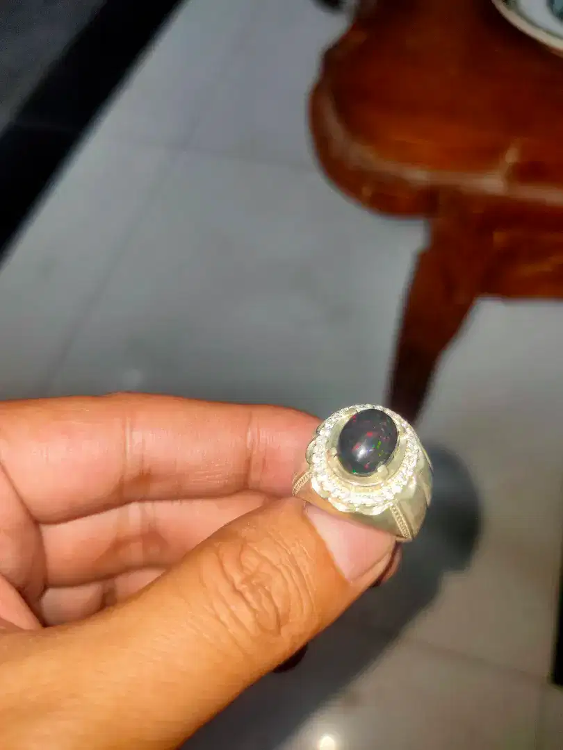 Kalimaya black opal banten