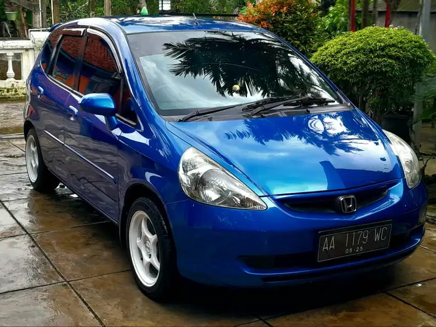 Dijual honda Jazz 2004 manual