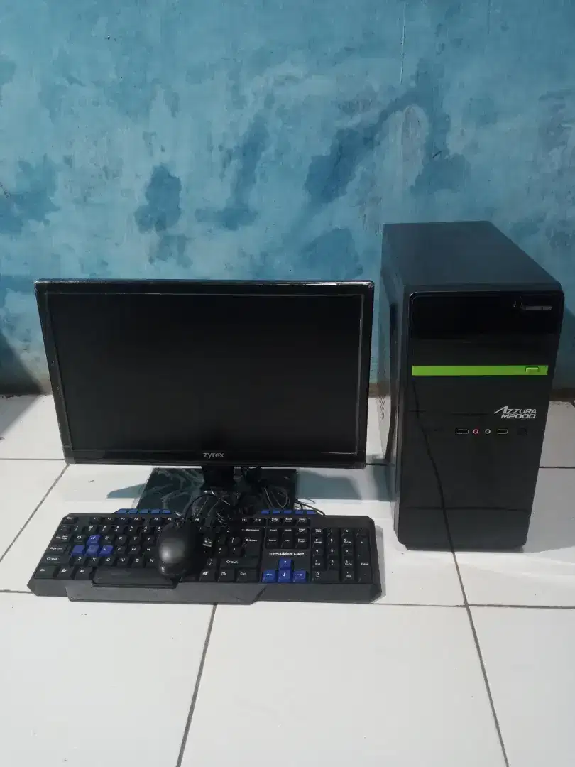 Core i3 3240 +Ram 8GB HDD 1TB +VGA GT 210 +Monitor 19inch