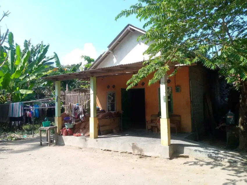 RUMAH SECOND AREA KARANGNONGKO SIAP HUNI