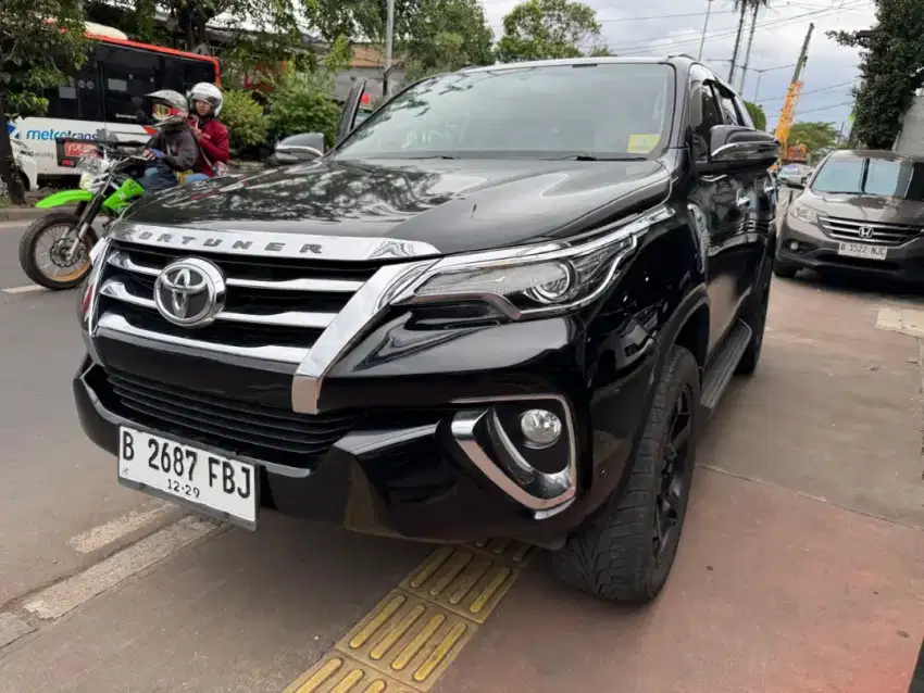 Toyota fortuner VRZ diesel 2016 AT