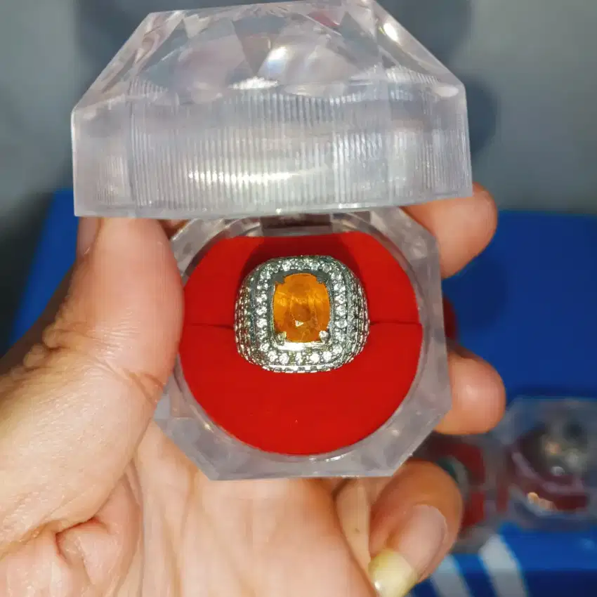 Batu Akik Yellow Safir