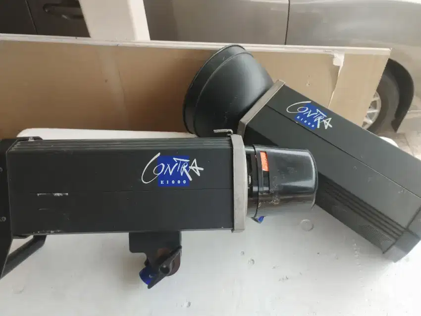flash lighting Hensel contra e1000 sepasang