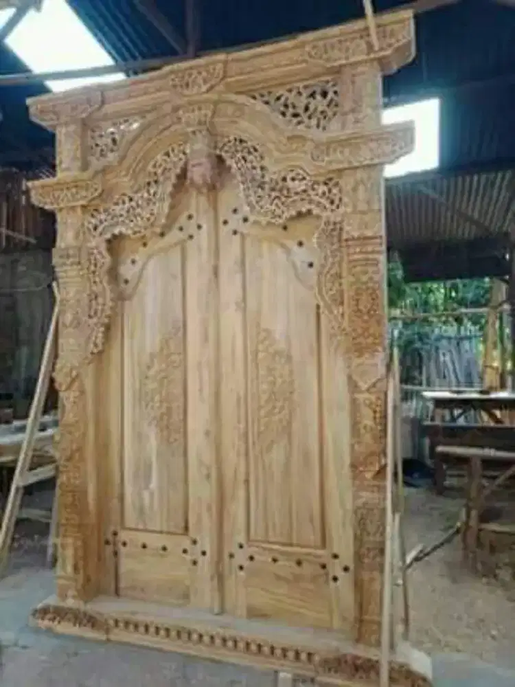 GAPURA PINTU GEBYOK BAHAN FULL KAYU JATI TANPA CAMPURAN