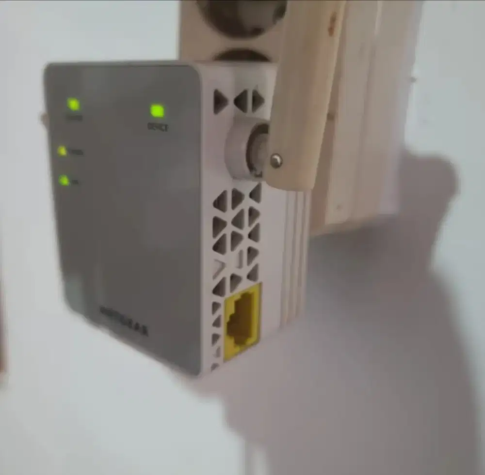 Wifi Range extender Netgear dual band