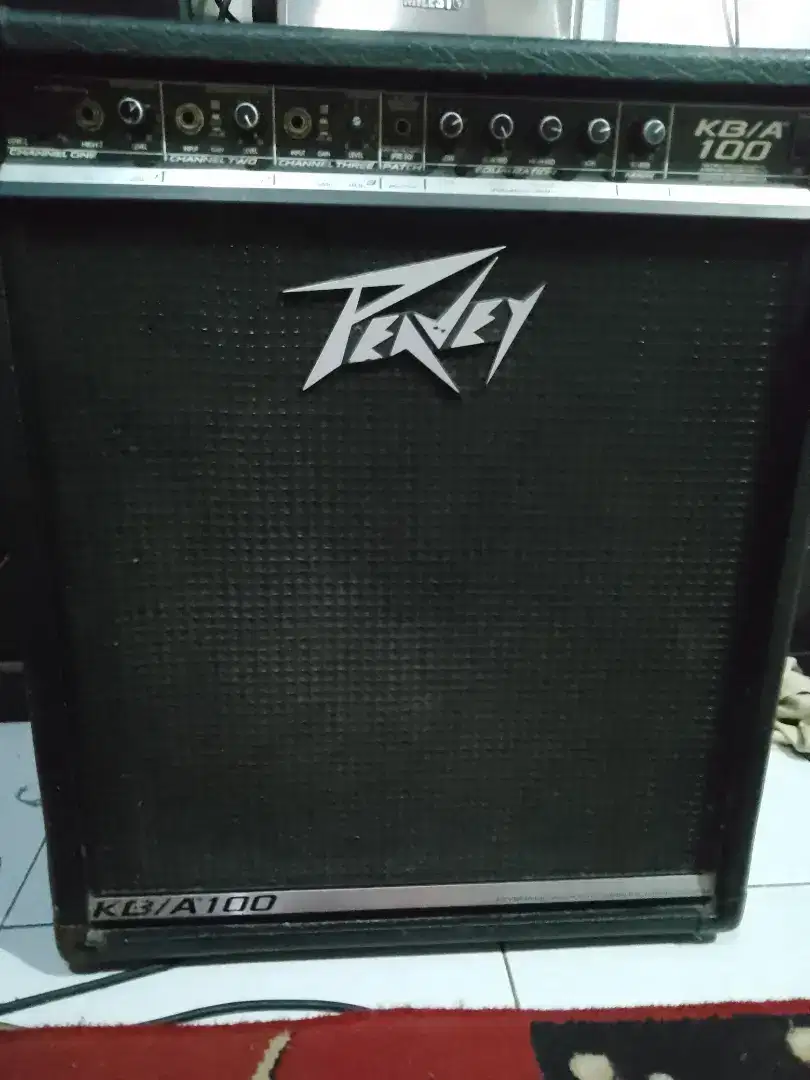 Jual Peavey KB/A 100 Guitar & Keyboard Amplifier