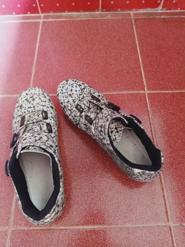 SEPATU SEPEDA CLEAT MTB