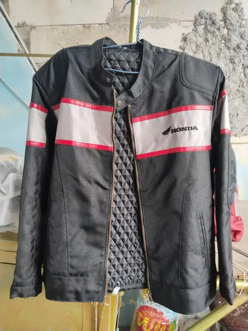 Jual jaket supra x original