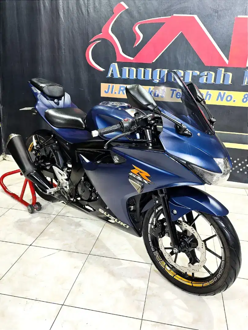 Suzuki GSX R 150 Keyles th 2019 navy doff like new