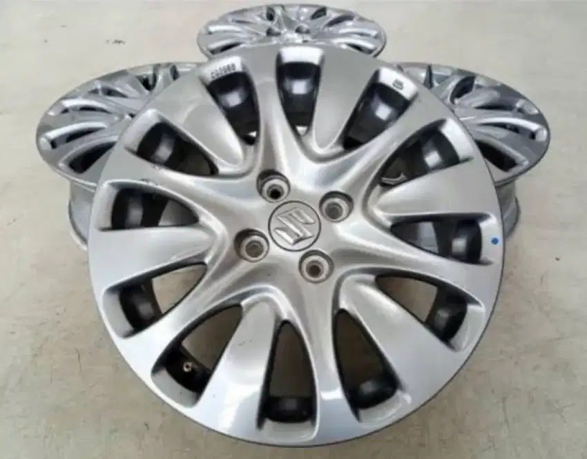 Velg OEM Suzuki Baleno 2018