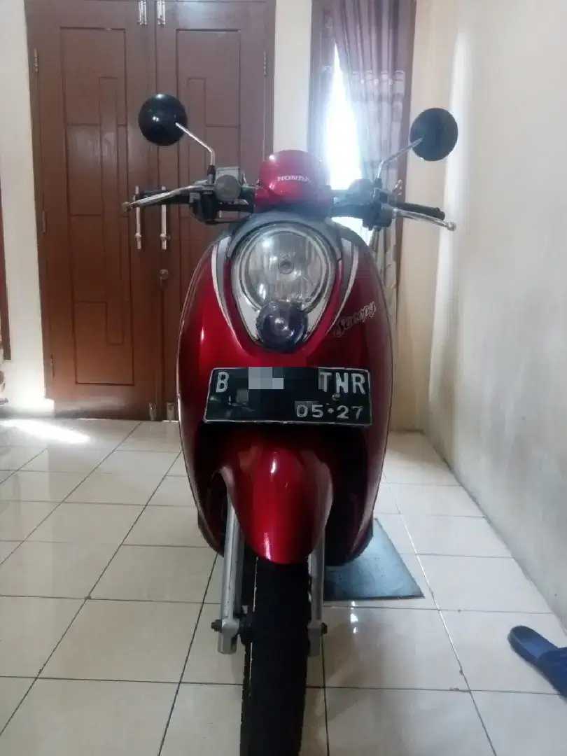 Honda Scoopy 2012