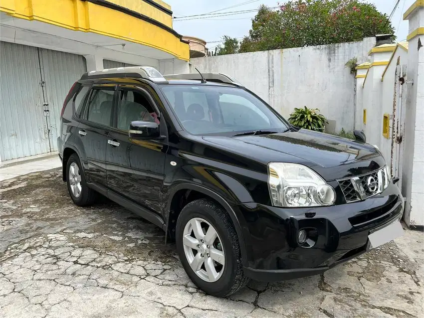 XTRAIL 2.5 XT Istimewa