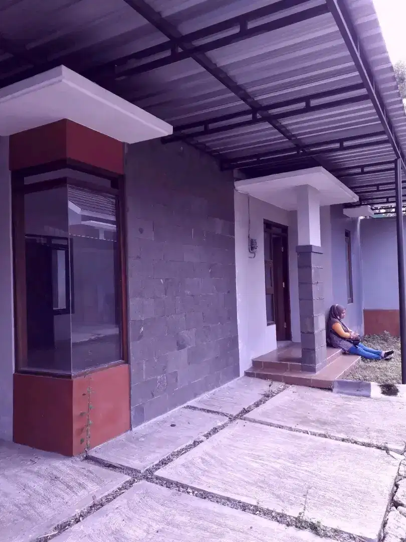 Dijual Rumah L: 137m dkt Bandara