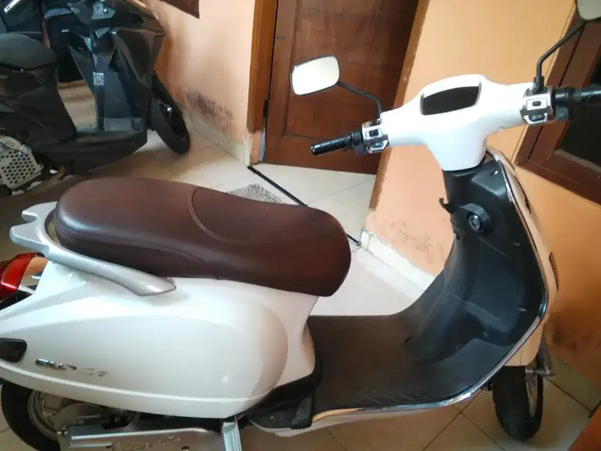 Motor listrik universal