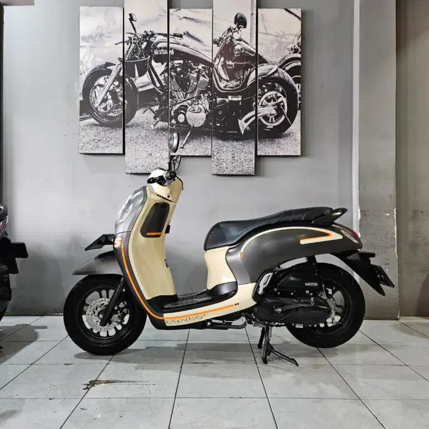 SCOOPY SPORTY 2022