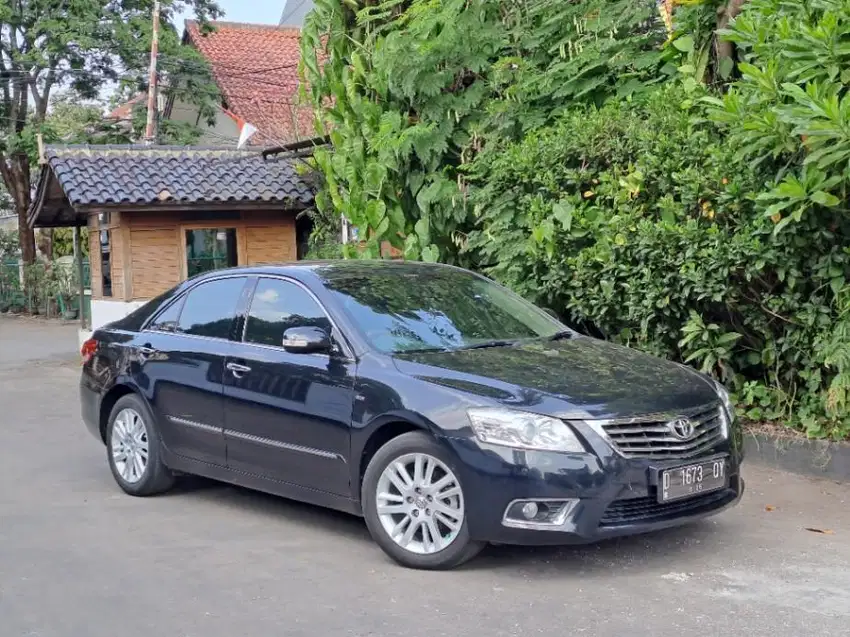 toyota camry V at matic 2011 hitam mulus bandung